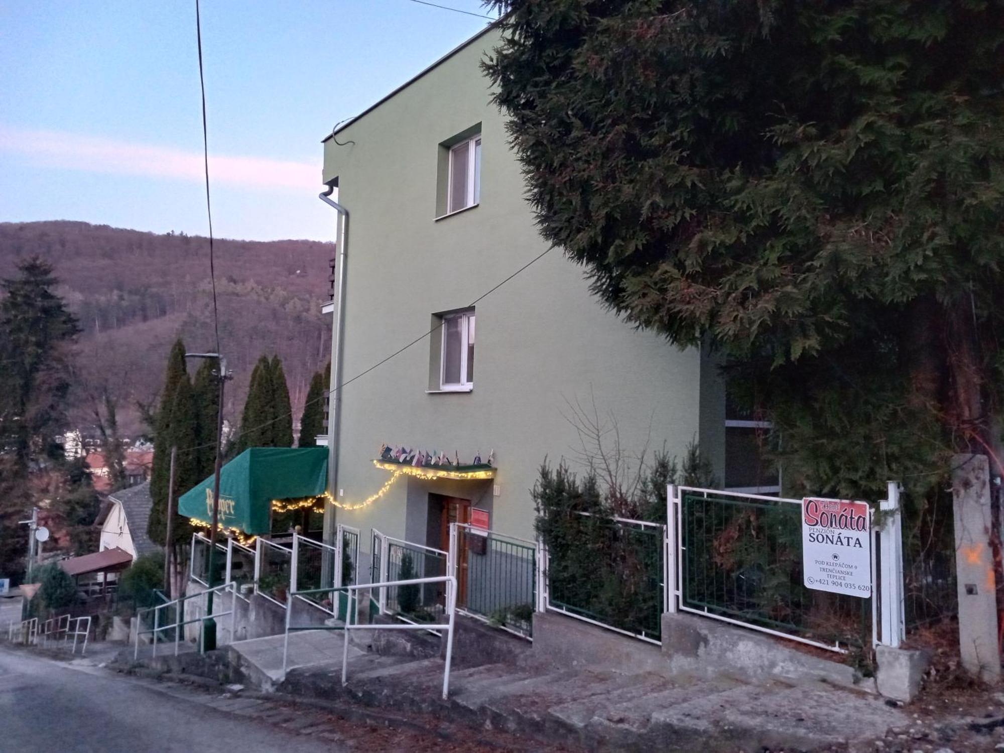 Garni Hotel Sonata Trencianske Teplice Luaran gambar