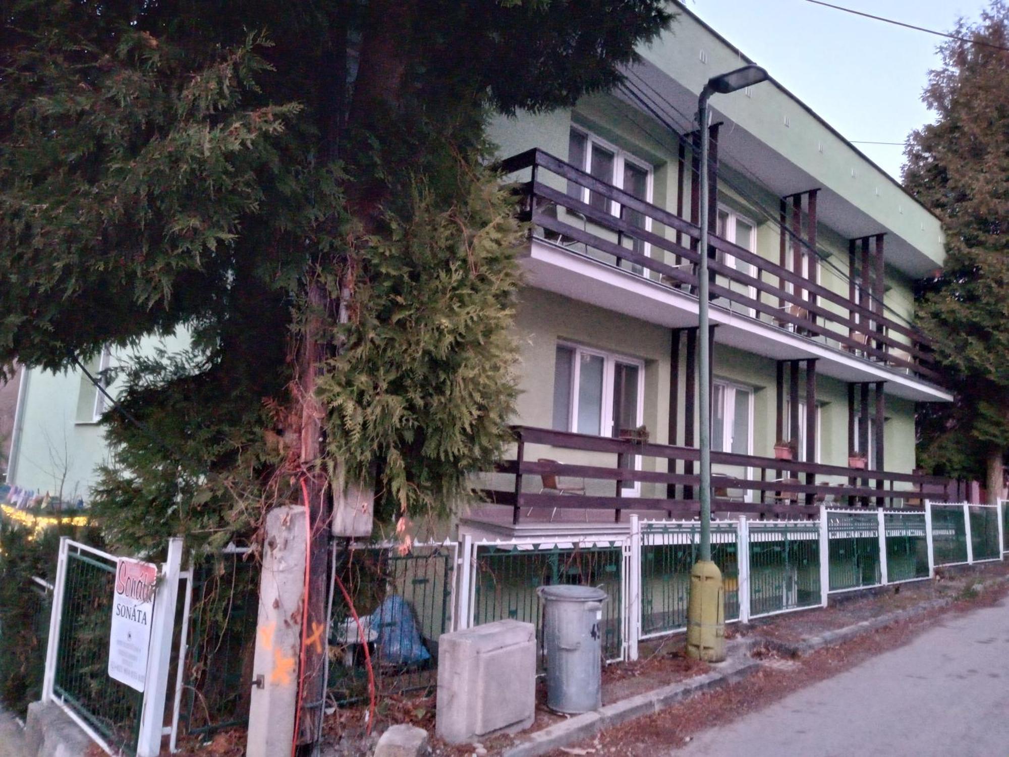 Garni Hotel Sonata Trencianske Teplice Luaran gambar